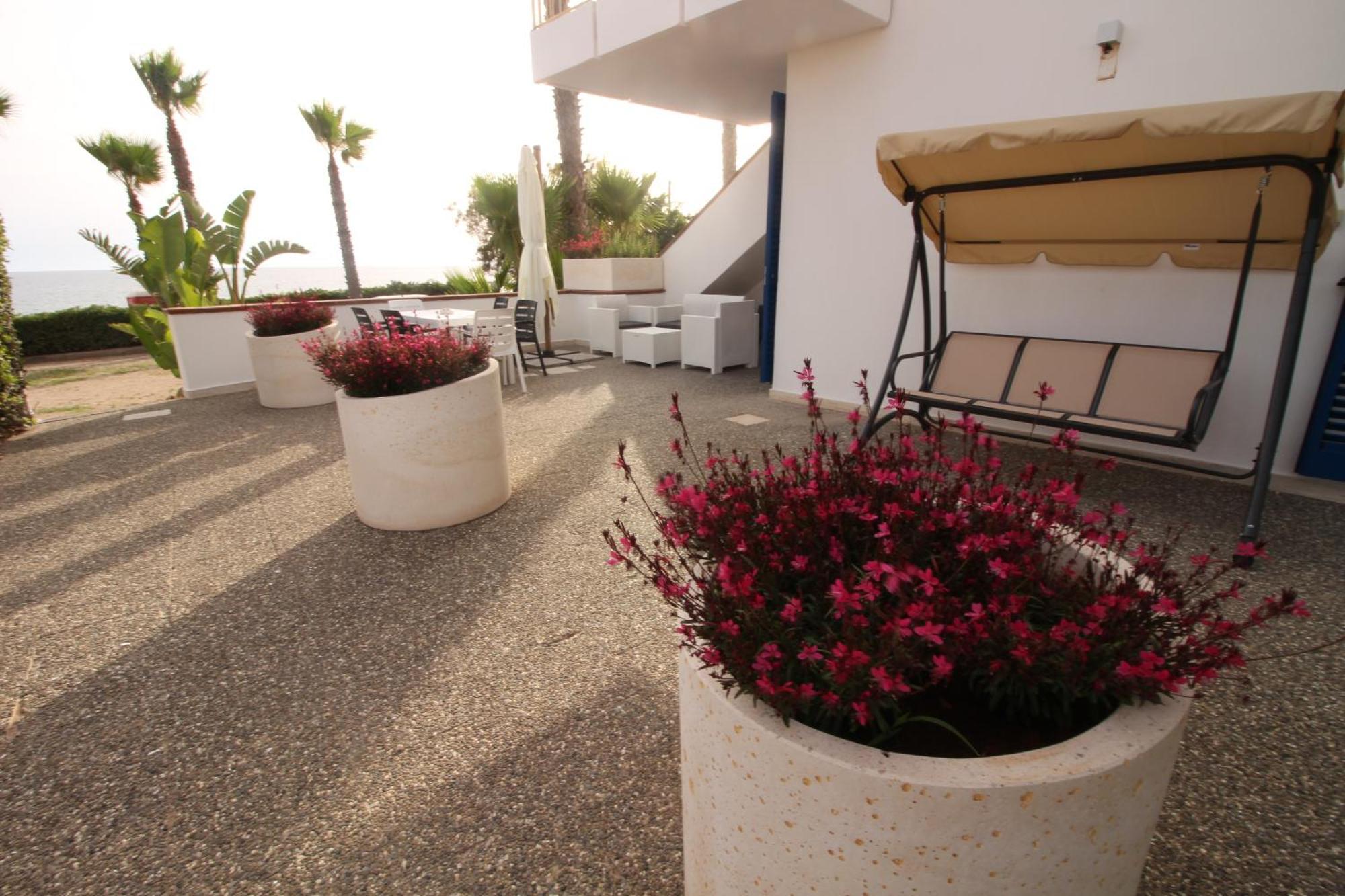 Residence Mare Azzurro Torre San Giovanni Ugento Exterior foto