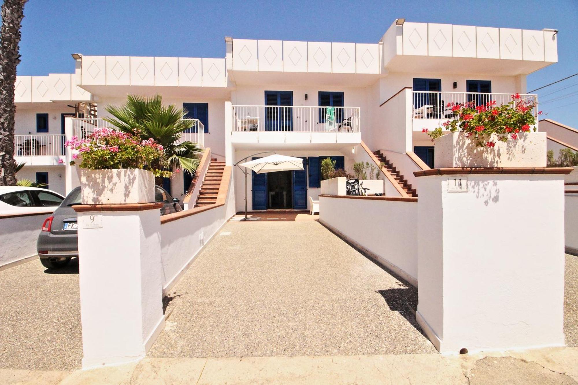 Residence Mare Azzurro Torre San Giovanni Ugento Exterior foto